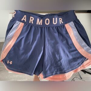 UNDER ARMOUR- shorts